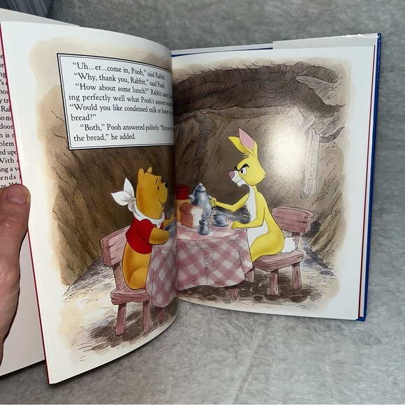 Walt Disney’s Winnie the Pooh and the Honey Tree book - Picture 5 of 9